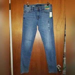 Aeropostale low rise jeggings size 6 new